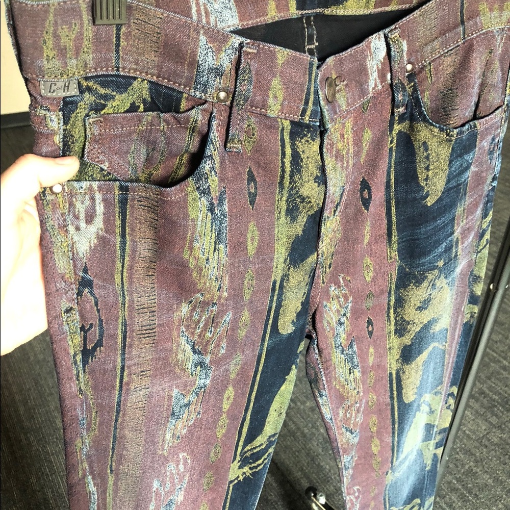 Patterned Jeans - Picture 3 of 5
